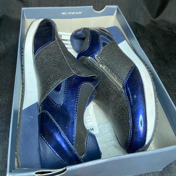 Vera Wang sneakers - Picture 4 of 7